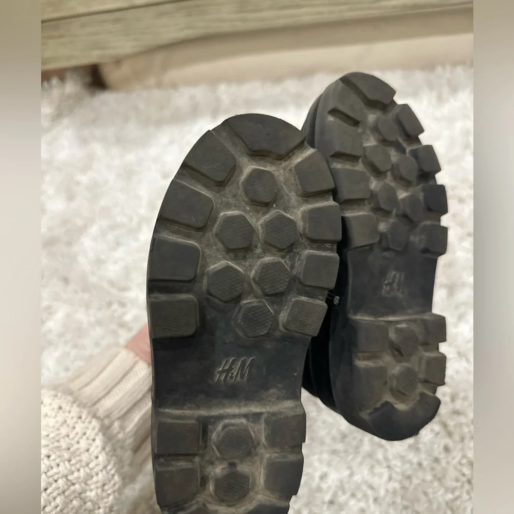 H&M - Boots
